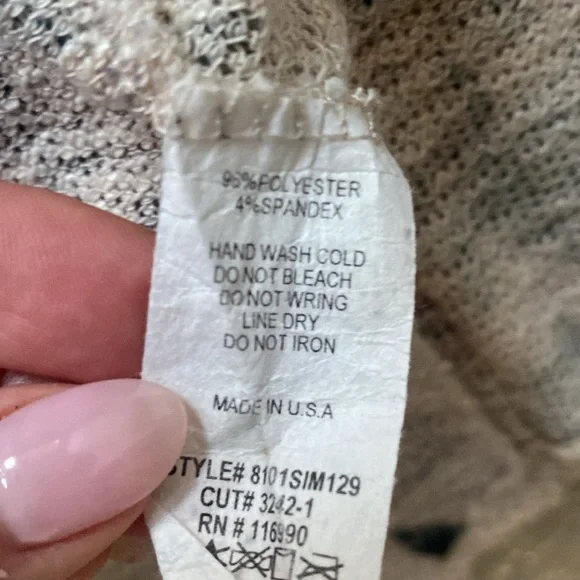 Ginger G Boutique Hand painted Floral Knit Cardigan size XS - Picture 6 of 7